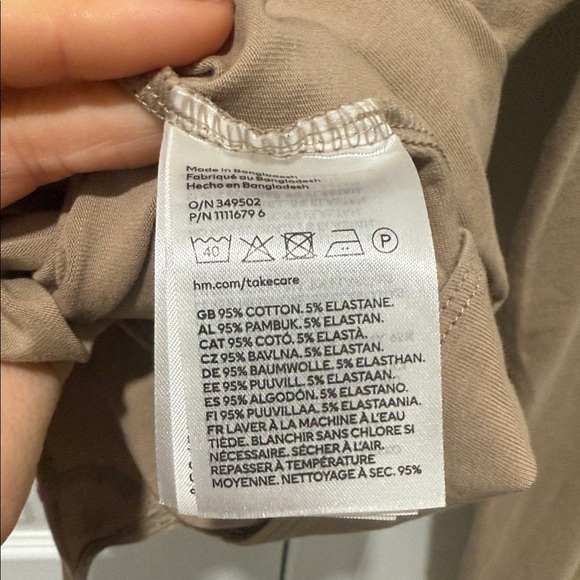 H&M Beige Long Sleeve Bodysuit - Picture 3 of 3